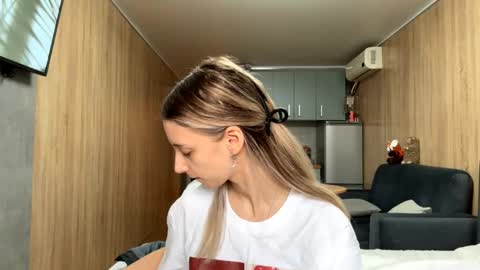 Tiffany online show from April 2026 12:58:01 PM