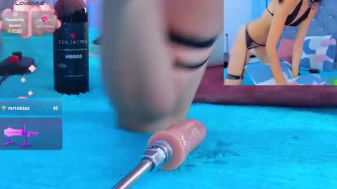 Aura online show from February 2025 07:09:01 PM