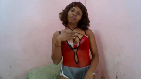 Snapshot of aurelia107 chatting on June 2026 07:15:01 PM aurelia107 online show from June 2026 07:15:01 PM