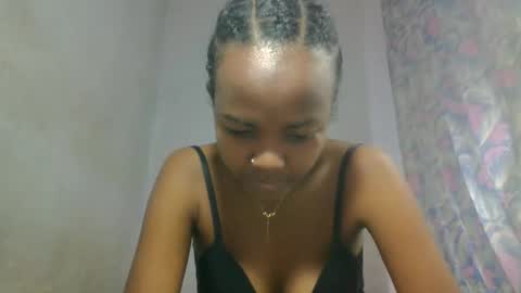 aurelie08 online show from May 2026 10:53:02 AM