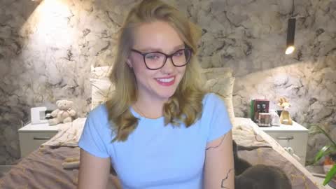 Kate online show from October 2025 04:11:01 PM