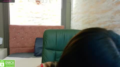 Aurora online show from September 2025 03:17:02 AM