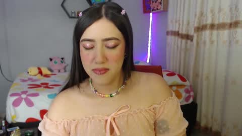 Snapshot of aurora_shy_ chatting on January 2025 07:17:02 AM Aurora online show from January 2025 07:17:02 AM