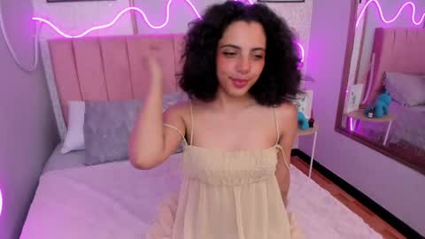 Mariana  online show from April 2026 03:46:02 AM