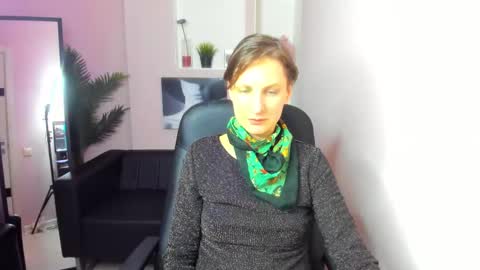 Snapshot of aurorascript chatting on February 2025 12:51:02 AM Aurora online show from February 2025 12:51:02 AM