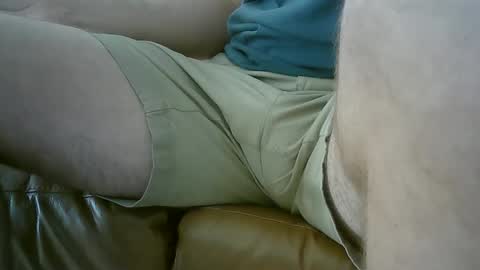 Snapshot of aussie5892 chatting on January 2025 04:05:01 AM Justin online show from January 2025 04:05:01 AM