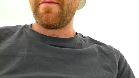 Snapshot of aussie_dadbod10 chatting on December 2025 03:14:02 AM aussie_dadbod10 online show from December 2025 03:14:02 AM