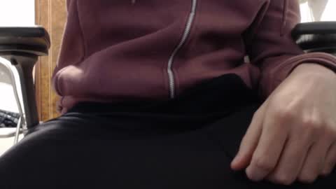 Snapshot of austin_breaker chatting on March 2026 06:23:01 PM austin_breaker online show from March 2026 06:23:01 PM