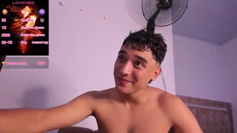 Snapshot of austin_cardieff_ chatting on October 2025 08:42:02 PM Austin online show from October 2025 08:42:02 PM