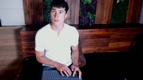 Austin  online show from January 2026 07:06:02 PM