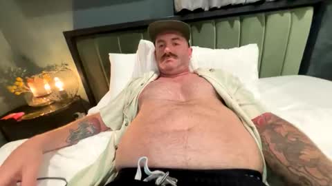 austintoner85 online show from October 2025 08:48:02 AM