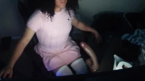 Snapshot of autumnklar51 chatting on October 2025 08:37:02 AM autumnklar51 online show from October 2025 08:37:02 AM