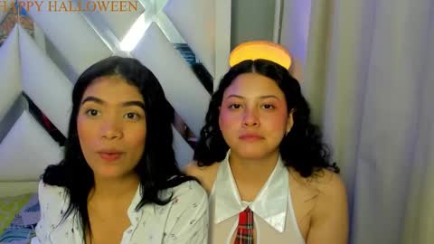 Snapshot of ava_wilde chatting on October 2025 08:43:01 PM Ava Wilde online show from October 2025 08:43:01 PM