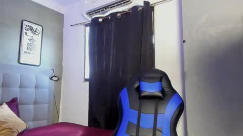 Snapshot of ava_wilde chatting on December 2025 05:30:01 PM Ava Wilde online show from December 2025 05:30:01 PM