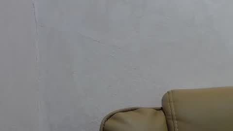Snapshot of avablue_ chatting on June 2026 06:18:02 AM online show from June 2026 06:18:02 AM