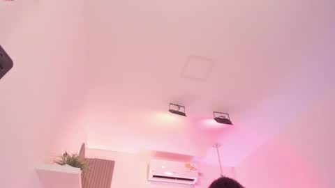 Avalon online show from February 2026 08:05:02 PM