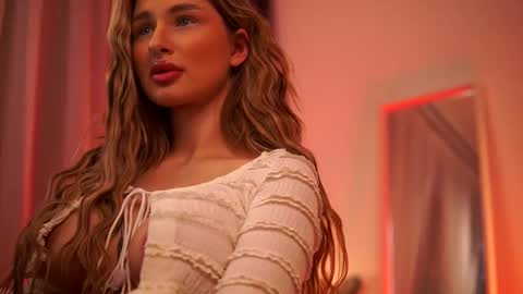 Carina online show from March 2025 01:58:02 AM