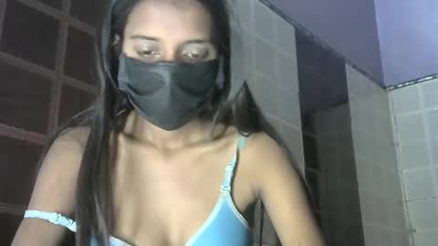 avery_lust01 online show from April 2026 05:45:02 AM