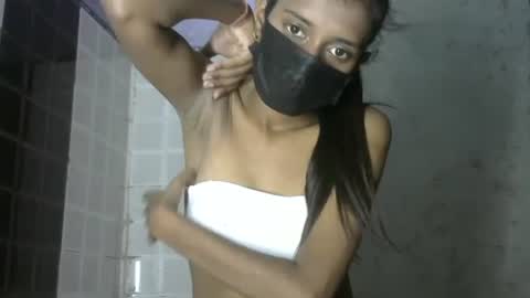 avery_lust01 online show from June 2026 05:21:01 AM