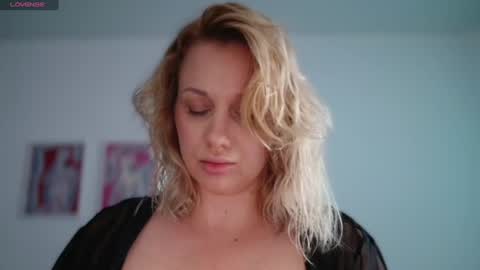 Avery online show from June 2026 03:13:01 AM
