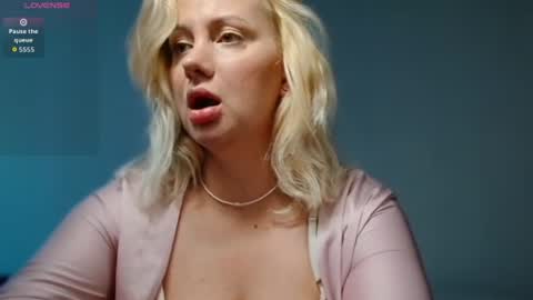 Avery online show from August 2026 02:32:02 AM