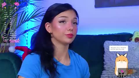 Snapshot of averywillow chatting on December 2025 04:27:01 PM AveryWillow online show from December 2025 04:27:01 PM