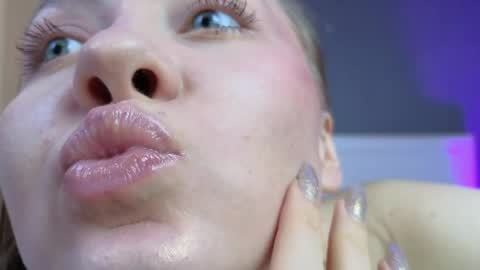avgustina_love online show from April 2026 09:57:01 AM