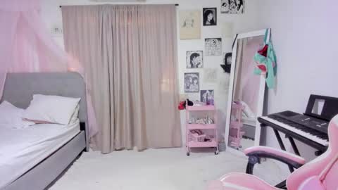 Snapshot of awa_katy chatting on October 2025 06:42:02 PM katy online show from October 2025 06:42:02 PM