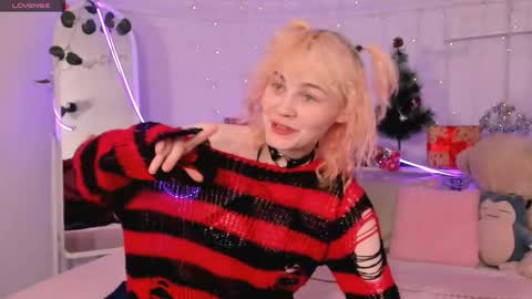 Awi online show from December 2025 09:41:02 PM