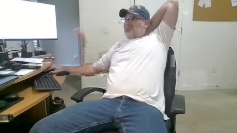 Snapshot of awesnead chatting on July 2026 05:22:02 PM awesnead online show from July 2026 05:22:02 PM