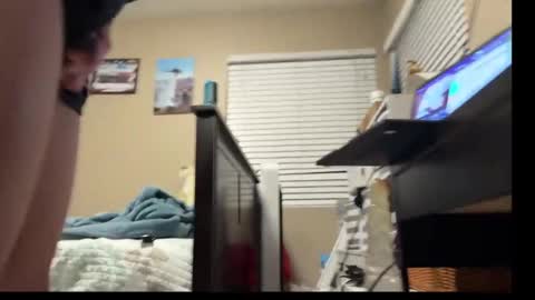 Snapshot of axel101101 chatting on February 2025 01:51:02 PM Axel Palacios online show from February 2025 01:51:02 PM