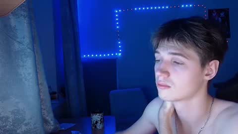 axel_0ne online show from February 2026 05:17:01 PM
