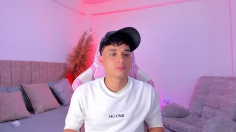 Snapshot of axel_cody_ chatting on July 2026 05:46:02 AM AXEL online show from July 2026 05:46:02 AM