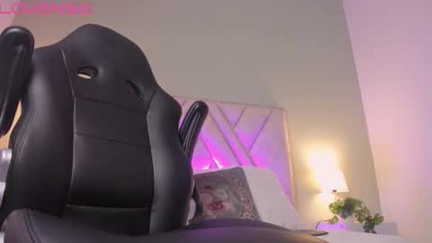 Yooung King  online show from February 2026 02:55:02 AM