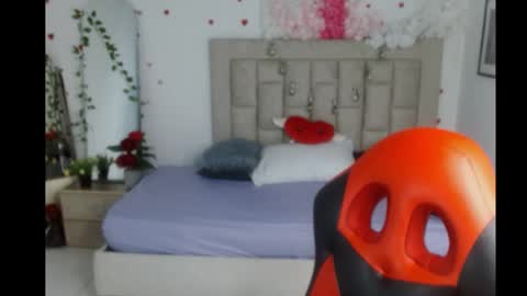 Axel online show from June 2026 01:12:02 AM
