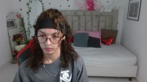 Axel online show from June 2026 01:25:02 AM