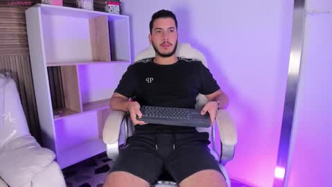 Snapshot of axel_grey_ chatting on October 2025 12:17:02 PM axel_grey_ online show from October 2025 12:17:02 PM