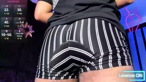 axel_grey_ online show from December 2025 01:05:02 PM