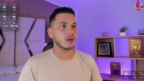 Snapshot of axel_grey_ chatting on June 2026 12:33:01 PM axel_grey_ online show from June 2026 12:33:01 PM