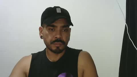 Axel online show from February 2025 04:05:01 AM