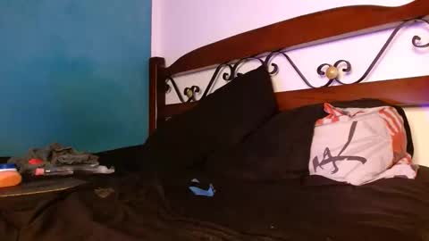 Axel online show from December 2025 04:42:02 AM