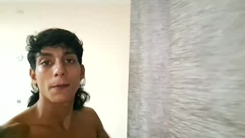 Snapshot of axel_rosse2 chatting on July 2026 07:24:02 AM axel_rosse2 online show from July 2026 07:24:02 AM