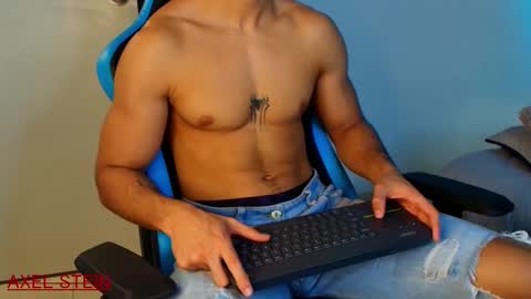Snapshot of axel_stein03 chatting on January 2025 12:26:02 AM axel stein NEW ACCOUNT online show from January 2025 12:26:02 AM