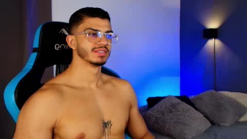 Snapshot of axel_stein03 chatting on February 2025 12:40:02 AM axel stein NEW ACCOUNT online show from February 2025 12:40:02 AM