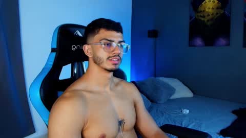 Snapshot of axel_stein03 chatting on February 2025 05:20:01 AM axel stein NEW ACCOUNT online show from February 2025 05:20:01 AM