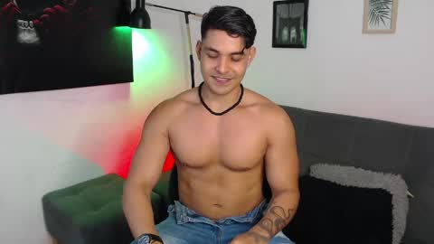 axell online show from April 2026 04:35:01 PM