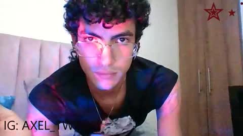 Snapshot of axellatino_ chatting on February 2026 06:35:02 AM Axel online show from February 2026 06:35:02 AM