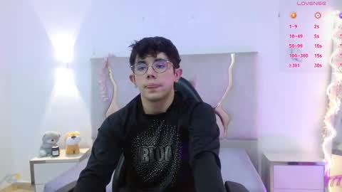 axelnoir_tay online show from May 2026 07:43:01 PM