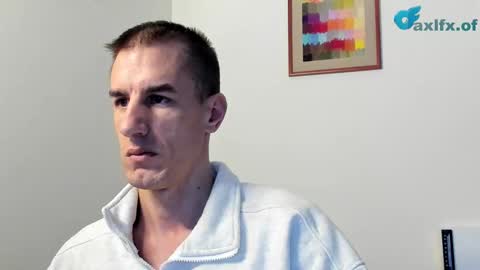 Axl online show from November 2025 03:23:01 PM