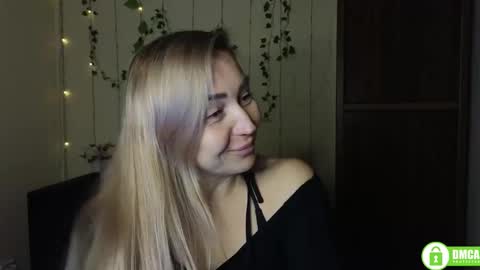 Snapshot of ay_kiss_jully chatting on December 2025 06:26:02 PM Jully online show from December 2025 06:26:02 PM